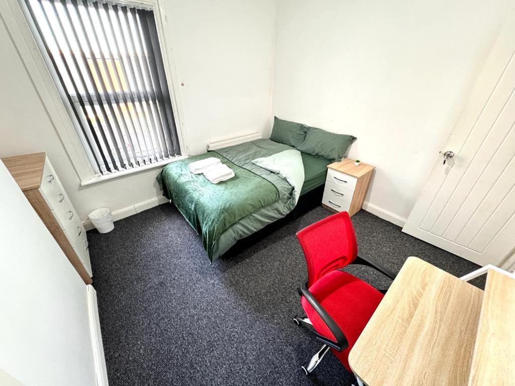 Three Rose Manor At Warwick Road Near Birmingham Airport Hotel ภายนอก รูปภาพ